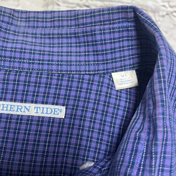 Southern Tide Button Down Top L - Picture 3 of 4